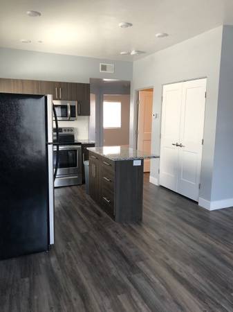 591 Turin Way - 1